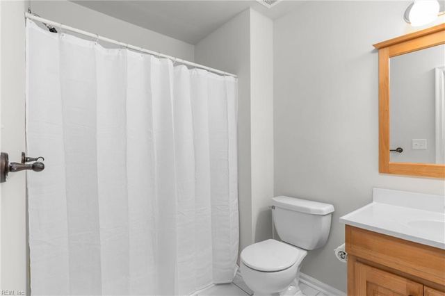 957 Lord Dunmore DR, Virginia Beach, VA 23464