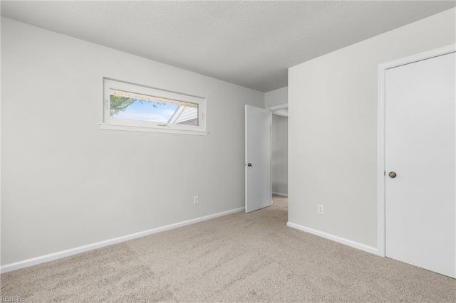 957 Lord Dunmore DR, Virginia Beach, VA 23464
