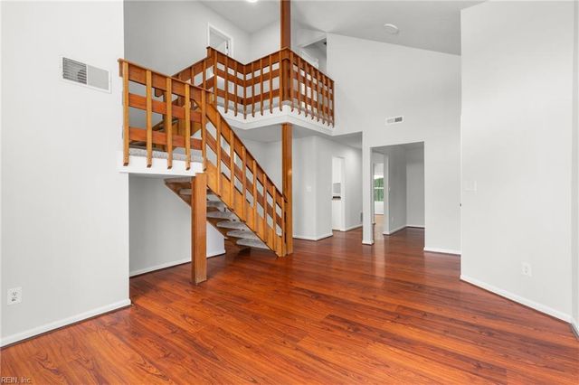 957 Lord Dunmore DR, Virginia Beach, VA 23464