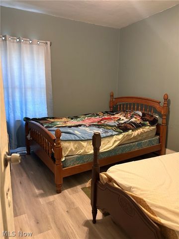 320 E Auburndale Avenue, Youngstown, OH 44507