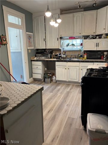 320 E Auburndale Avenue, Youngstown, OH 44507