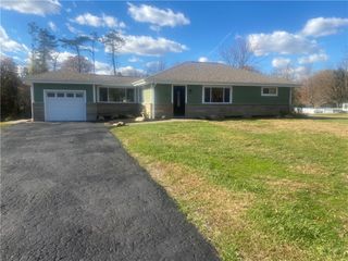 112 Hillcrest Dr, Pine Twp, PA 15044