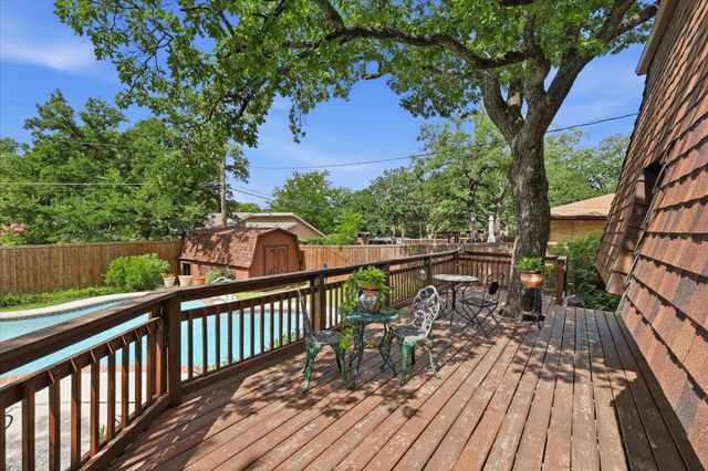 846 Highland Village Road, Highland Village, TX 75077