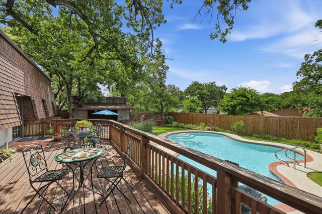 846 Highland Village Road, Highland Village, TX 75077