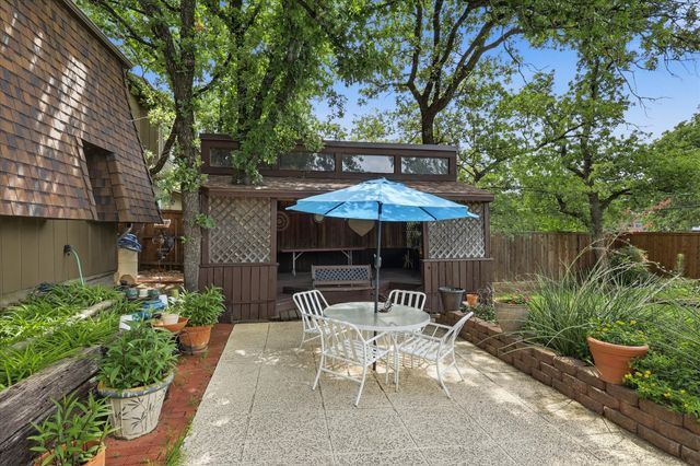 846 Highland Village Road, Highland Village, TX 75077