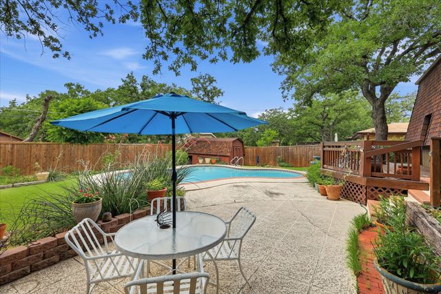 846 Highland Village Road, Highland Village, TX 75077