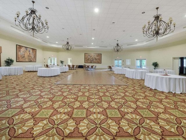 8111 Carnoustie Place, Port St. Lucie, Port St Lucie, FL 34986