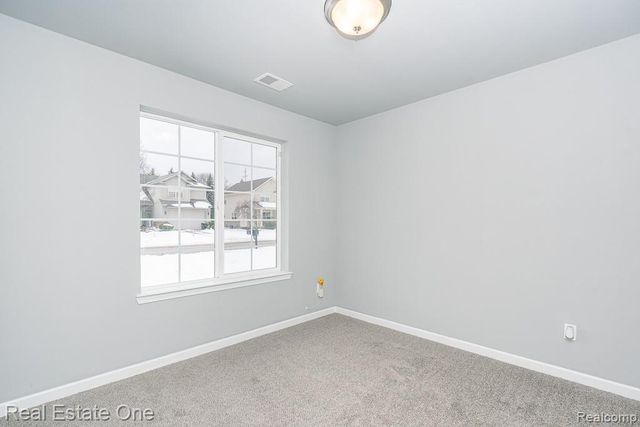 2249 Legacy Drive, Burton, MI 48519