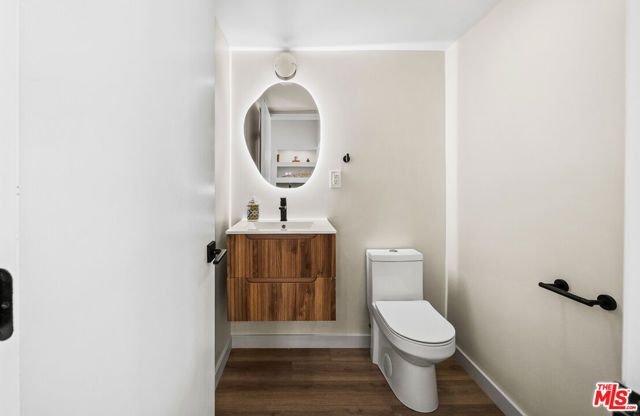 20308 Mobile Street, Winnetka (los Angeles), CA 91306