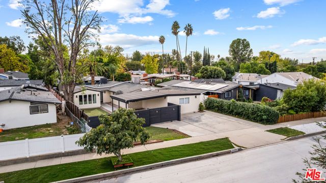20308 Mobile Street, Winnetka (los Angeles), CA 91306