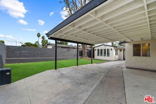 20308 Mobile Street, Winnetka (los Angeles), CA 91306