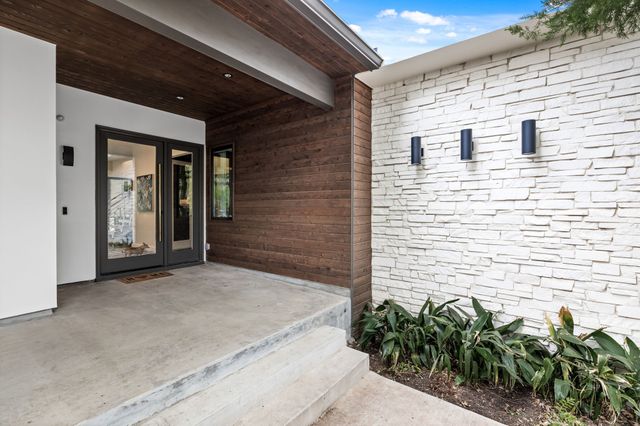 8020 Forest Trail, Dallas, TX 75238