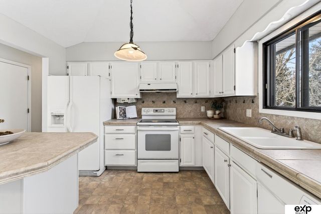 14906 Willow Creek Drive, Omaha, NE 68138