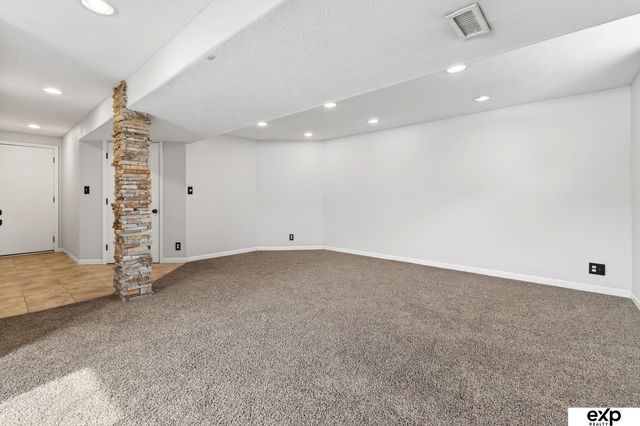 14906 Willow Creek Drive, Omaha, NE 68138