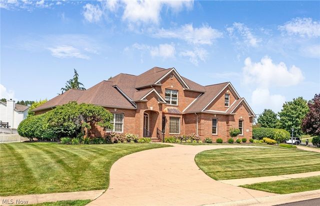 1575 Cornerstone Street SW, Hartville, OH 44632