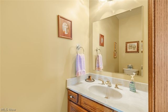 1575 Cornerstone Street SW, Hartville, OH 44632