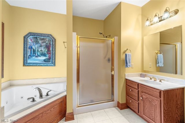 1575 Cornerstone Street SW, Hartville, OH 44632