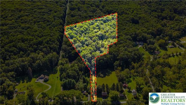 93 Coffeetown Road, Williams Twp, PA 18042