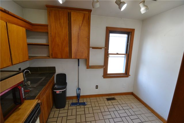 1559 Paddy Lane, Macedon, NY 14502