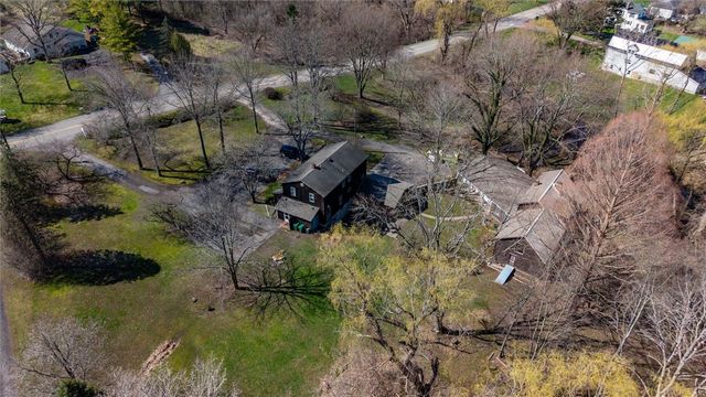 1559 Paddy Lane, Macedon, NY 14502