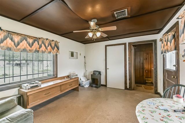 617 Harkness Street, Houston, TX 77076