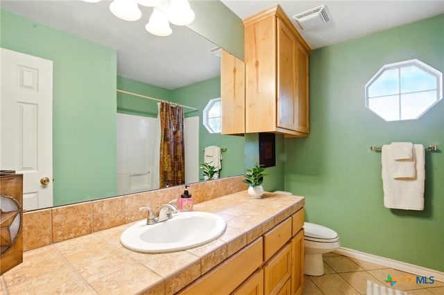 148 Rogues Hollow, Seguin, TX 78155
