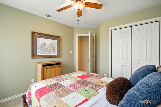 148 Rogues Hollow, Seguin, TX 78155