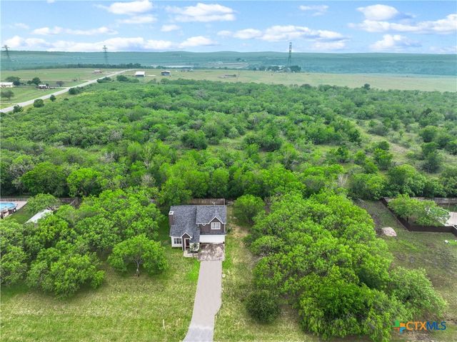 148 Rogues Hollow, Seguin, TX 78155