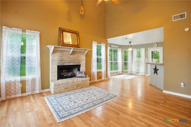 148 Rogues Hollow, Seguin, TX 78155