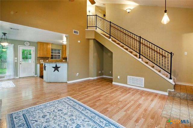 148 Rogues Hollow, Seguin, TX 78155