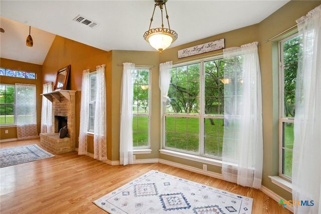 148 Rogues Hollow, Seguin, TX 78155