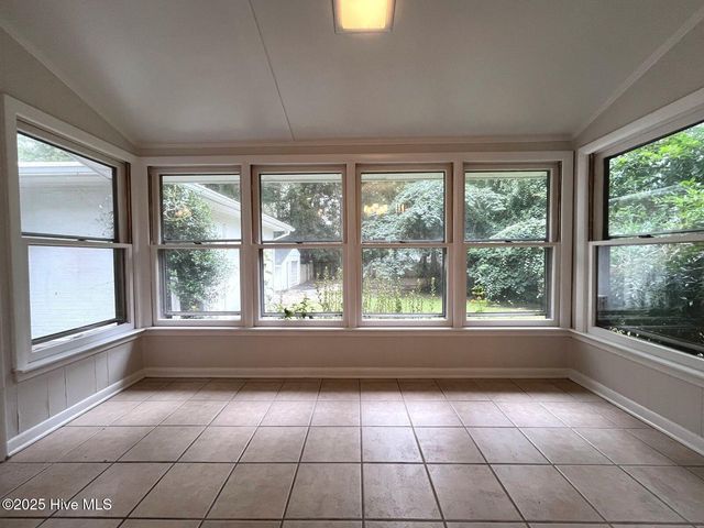 440 E Massachusetts Avenue, Southern Pines, NC 28387