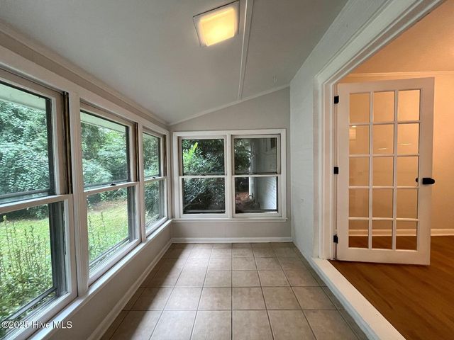 440 E Massachusetts Avenue, Southern Pines, NC 28387