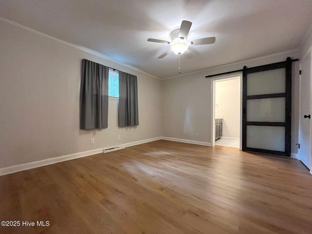 440 E Massachusetts Avenue, Southern Pines, NC 28387