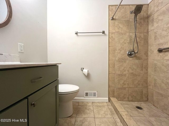 440 E Massachusetts Avenue, Southern Pines, NC 28387
