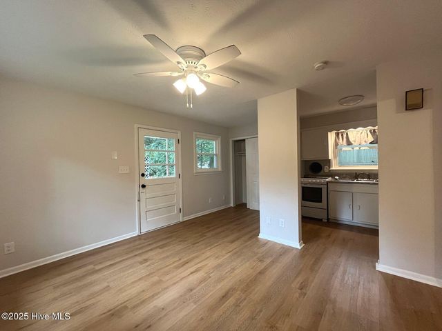 440 E Massachusetts Avenue, Southern Pines, NC 28387