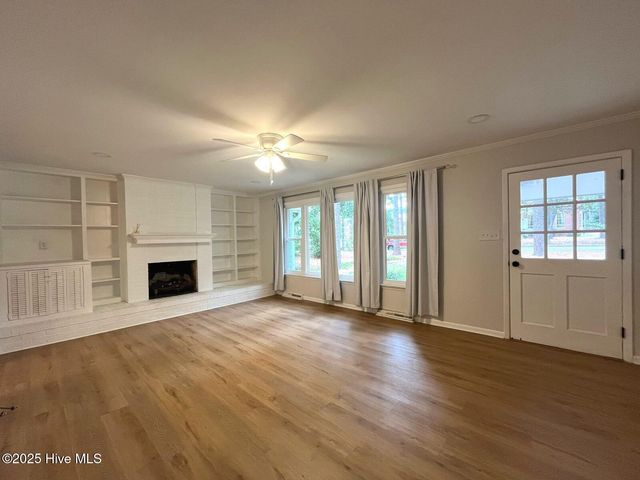 440 E Massachusetts Avenue, Southern Pines, NC 28387