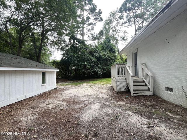 440 E Massachusetts Avenue, Southern Pines, NC 28387