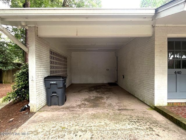 440 E Massachusetts Avenue, Southern Pines, NC 28387