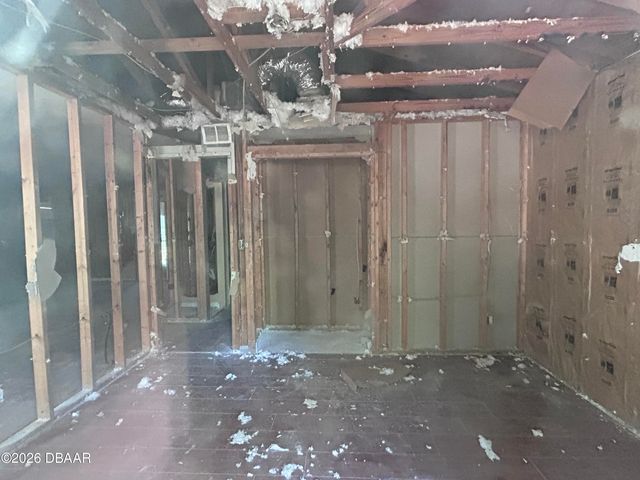 405 Wilson Avenue, Daytona Beach, FL 32114