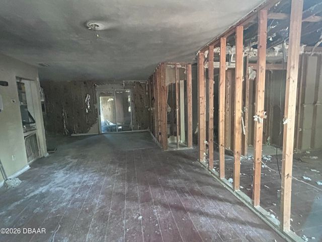 405 Wilson Avenue, Daytona Beach, FL 32114