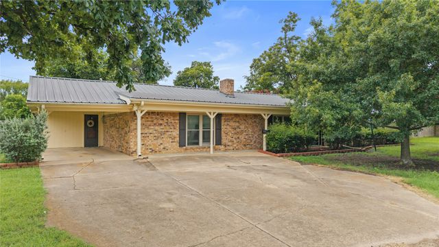 1101 14th Street, Honey Grove, TX 75446