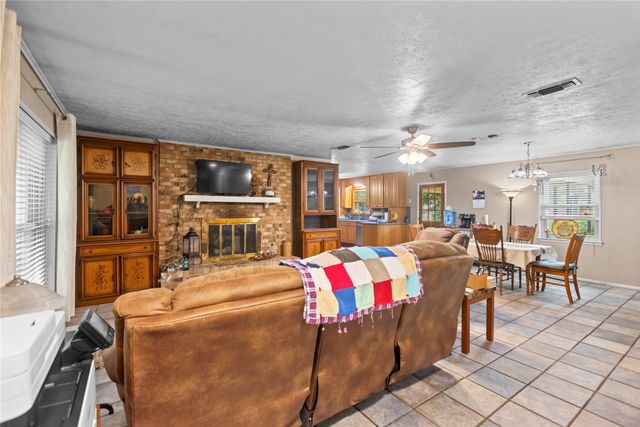 1101 14th Street, Honey Grove, TX 75446