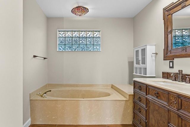 2431 SW Brookwood Lane, Palm City, FL 34990