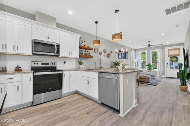 1906 Seacottage Way 8, Wilmington, NC 28403