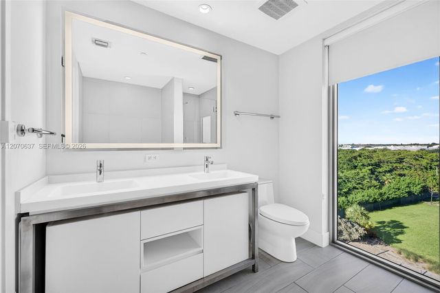 2000 Metropica Way 417, Sunrise, FL 33323