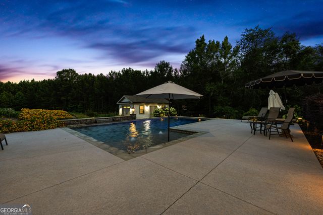 245 Brayden Drive, Tyrone, GA 30290