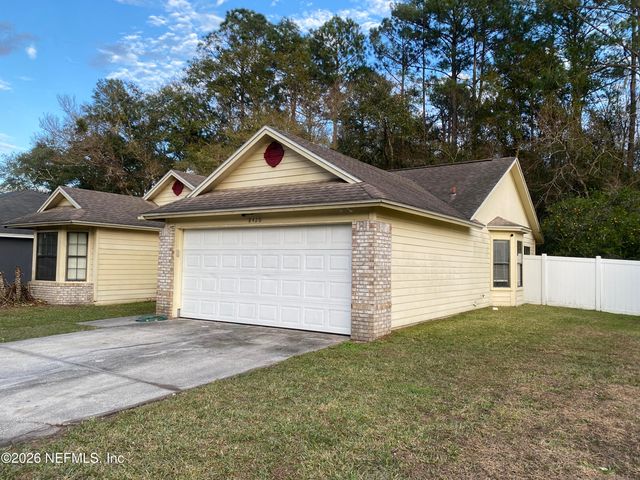 8420 THREE CREEKS Boulevard, Jacksonville, FL 32220
