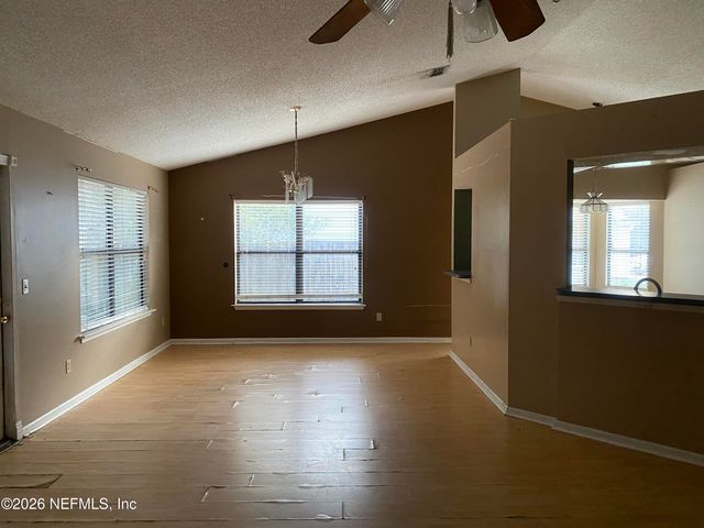 8420 THREE CREEKS Boulevard, Jacksonville, FL 32220