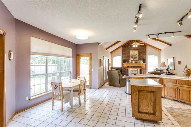 608 N Remington Way, Mustang, OK 73064